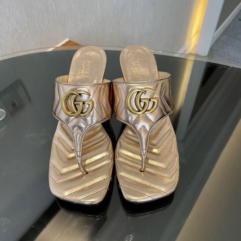 G*u*i slippers